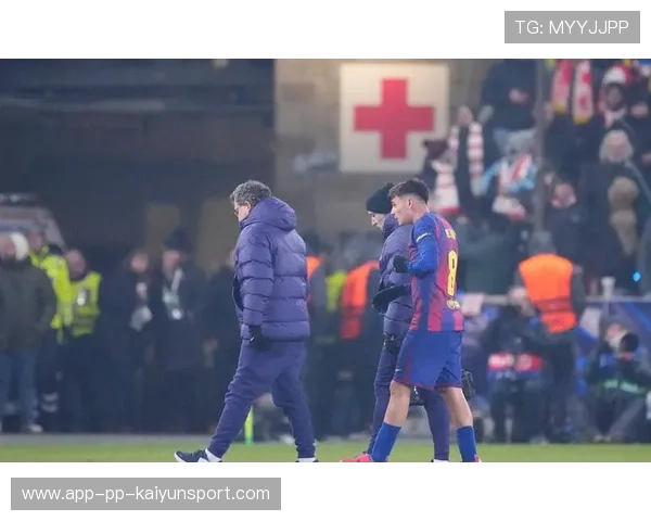 巴萨欧冠危机：佩德里缺阵与黄牌警告，巴萨佩德里转会费