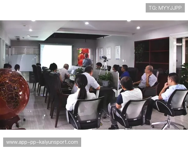 新闻中心独家报道员工培训成果展示增强资本市场信心，企业培训报道