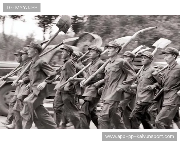 逆境中崛起的战士们!,逆境中崛起的人 逆境中崛起的战士们!,逆境中崛起的人